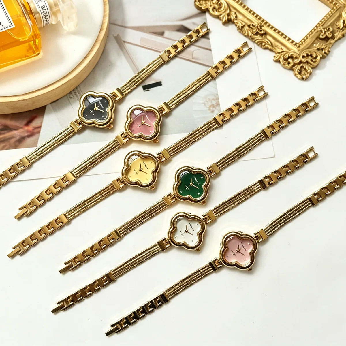 Vintage Women Watch Gold Metal - огляд і ціна Vintage Jewelry Watches Women